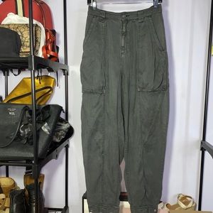 Urban outfitters size 2 army green cargo jogger pants